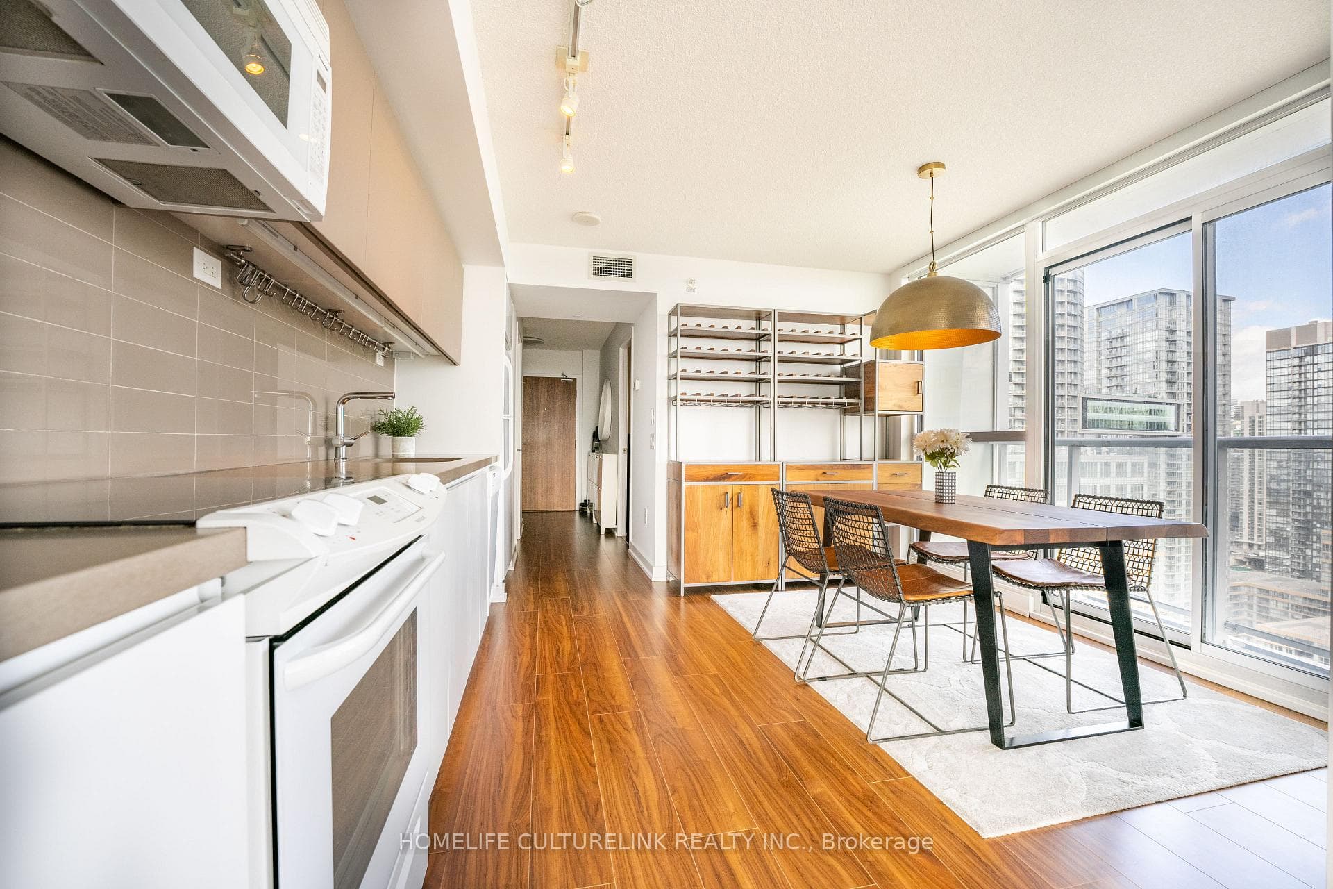 85 Queens Wharf Road Unit 3101, Downtown Toronto / Waterfront, ON M5V 0J9 - Photo 1
