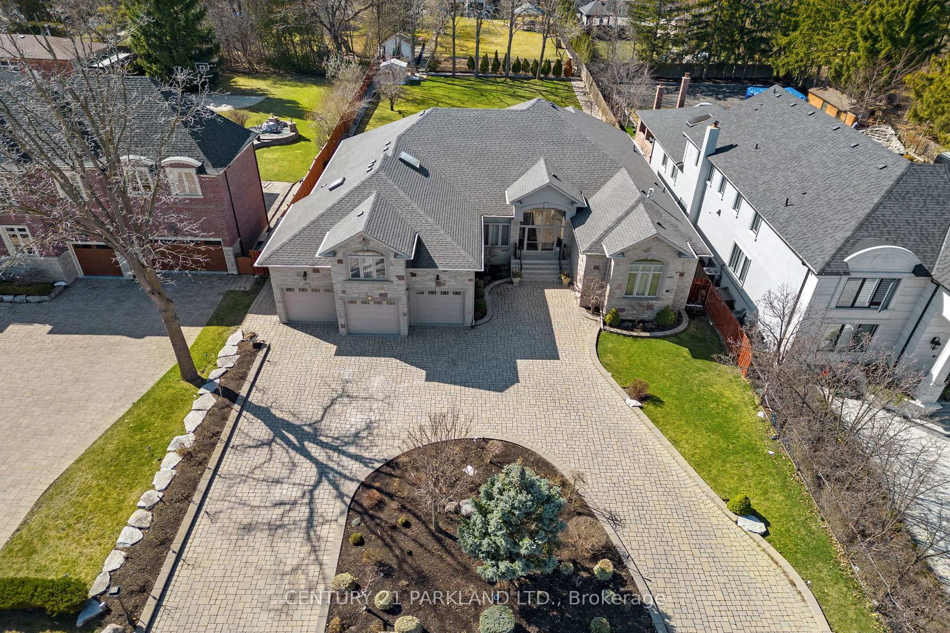 16 Boyle Drive, Richmond Hill, ON L4C 6C9 - Photo 1