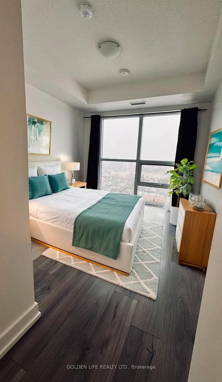 8 Trent Avenue Unit 1112, The Beaches / Upper Beaches, ON M4C 0A6 - Photo 1