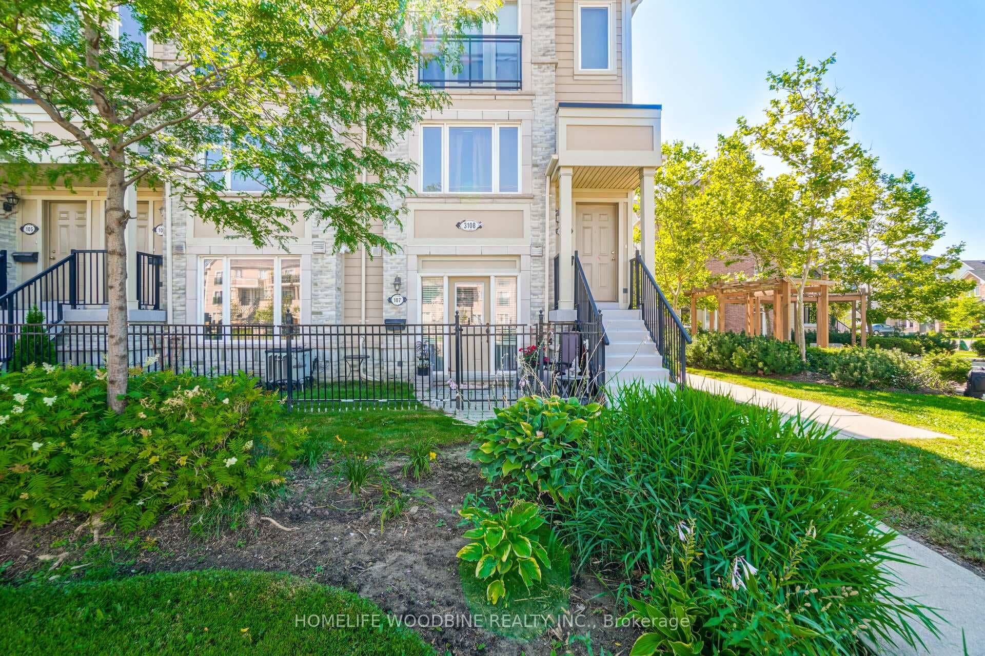 3108 Eglinton Avenue Unit 107, Mississauga, ON L5M 8C5 - Photo 1