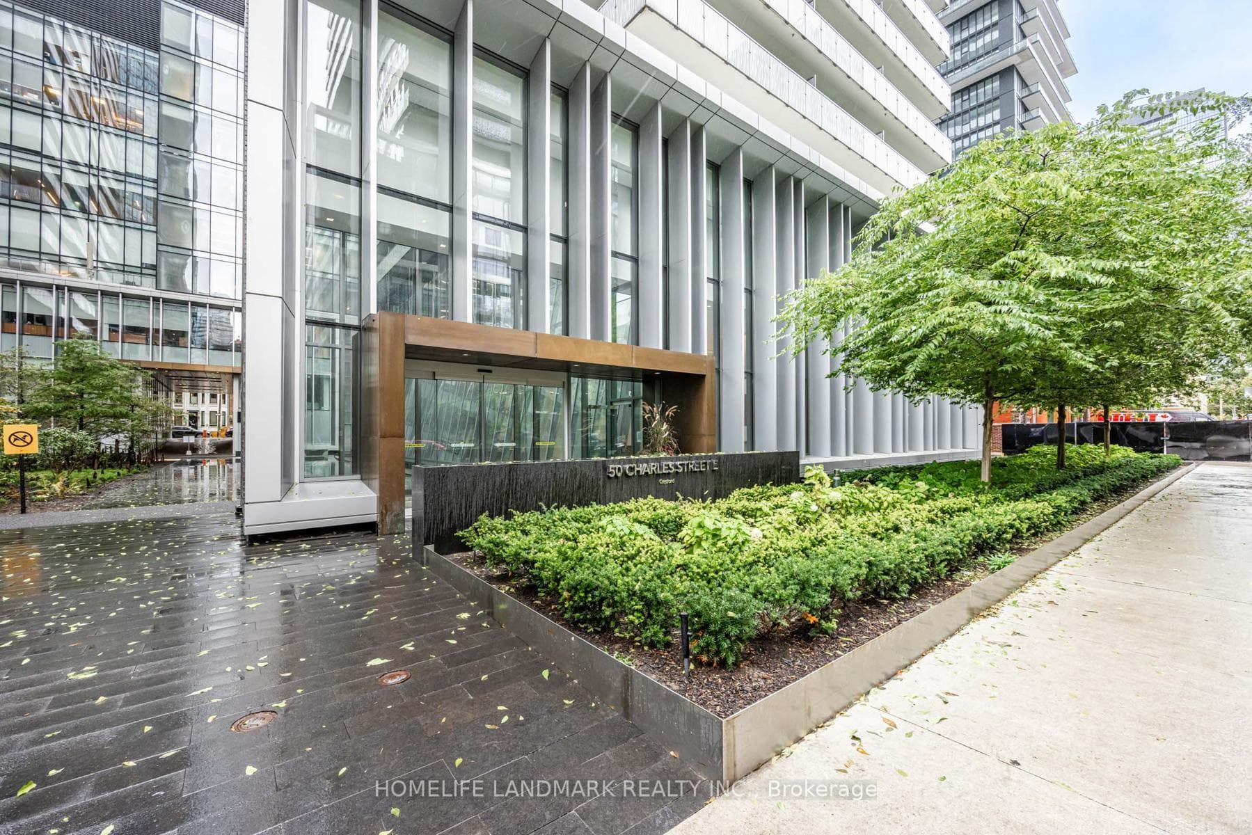 50 Charles Street Unit 2305, Regent Park / Cabbagetown / St. James Town, ON M4Y 0C3 - Photo 1