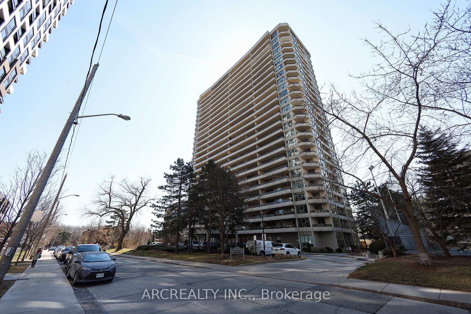50 Quebec Avenue Unit 2401, Bloor West Village / Swansea, ON M6P 4B4 - Photo 1