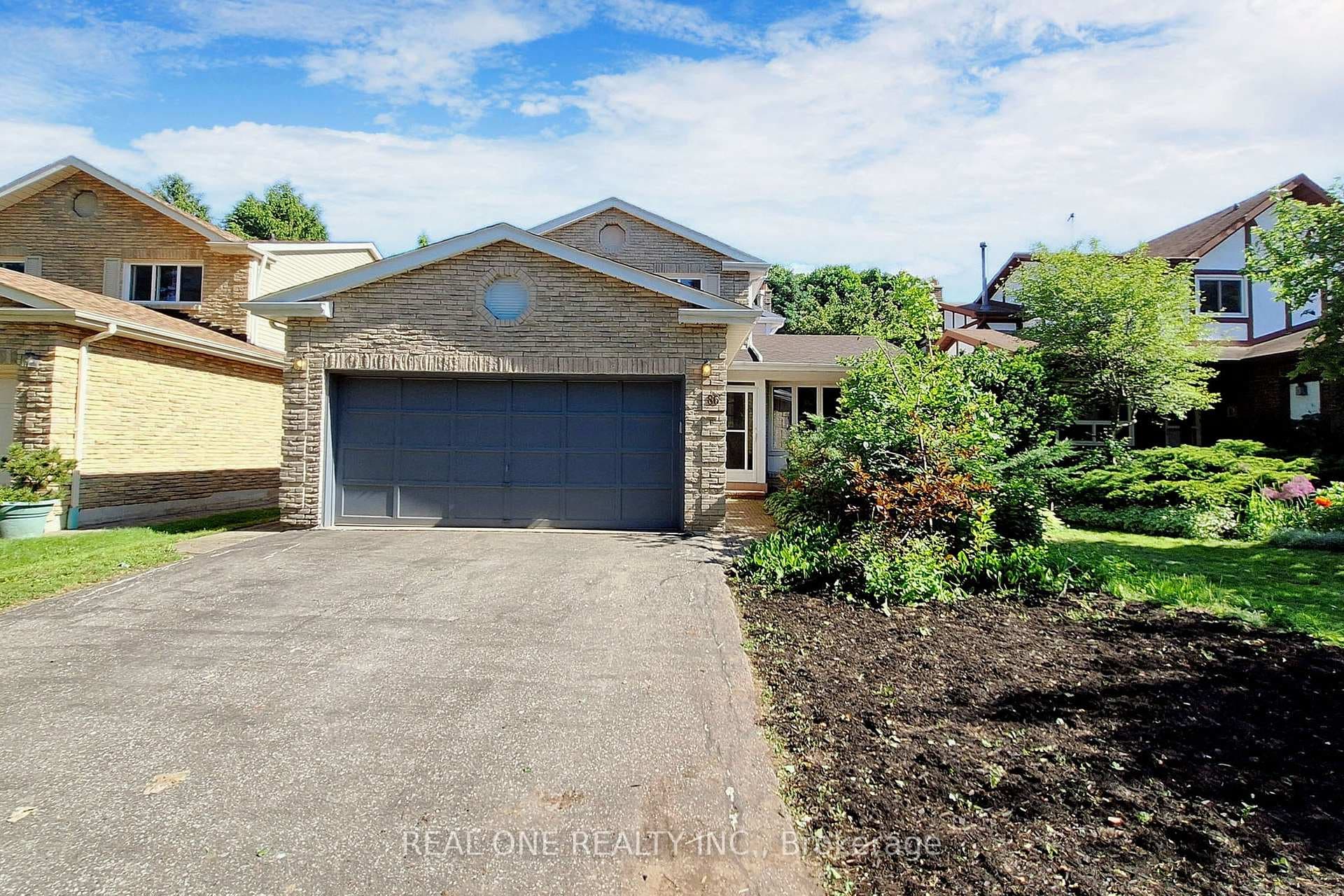 86 Breckonwood Crescent, Markham