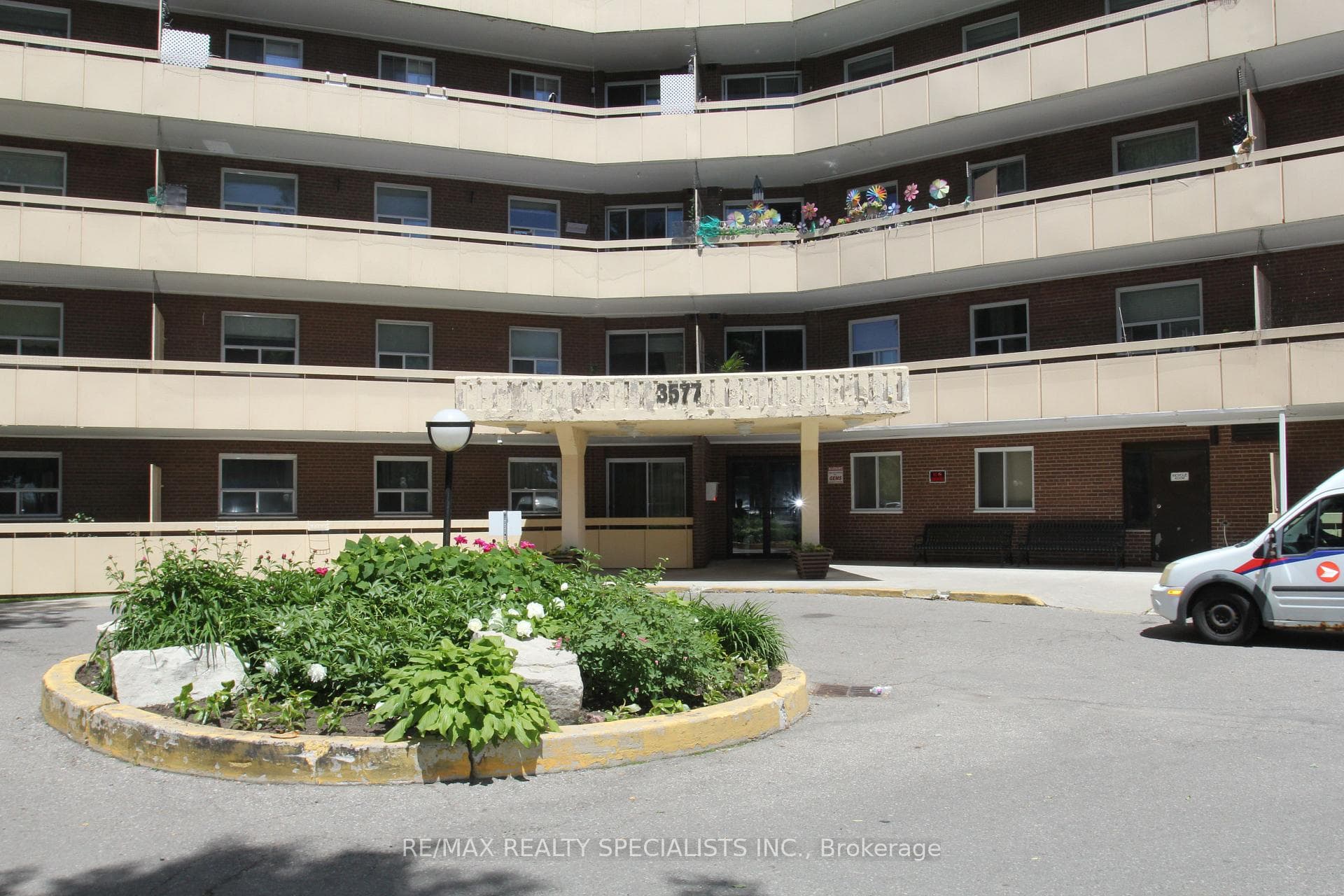 3577 Derry Road Unit 211, Mississauga