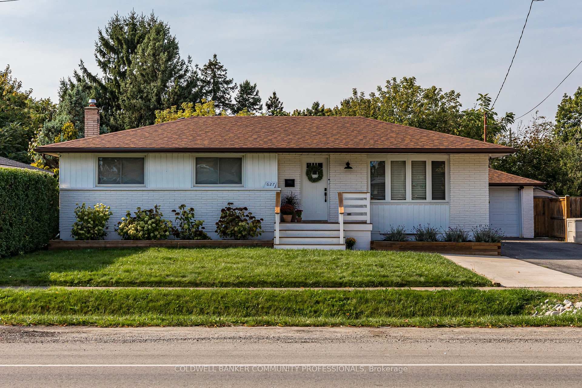 627 Niagara Street, St. Catharines, ON L2M 3P9 - Photo 1