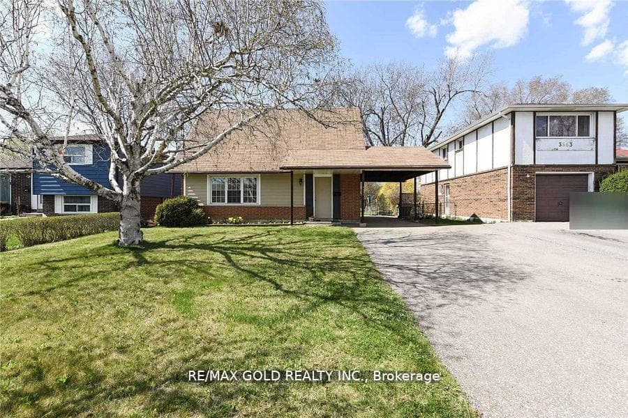 3657 Woodruff Crescent, Mississauga, ON L4T 1T8 - Photo 1