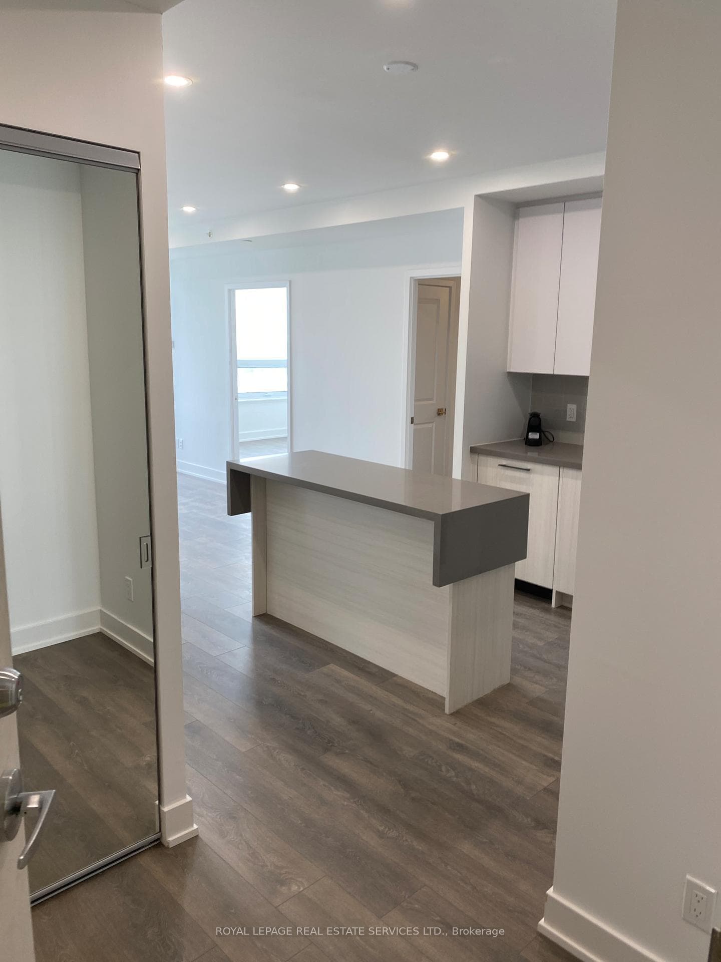 297 Oak Walk Drive Unit 1610, Oakville