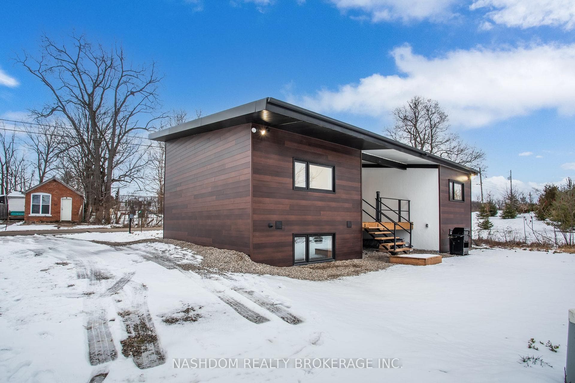 34 Indiana Road, Haldimand