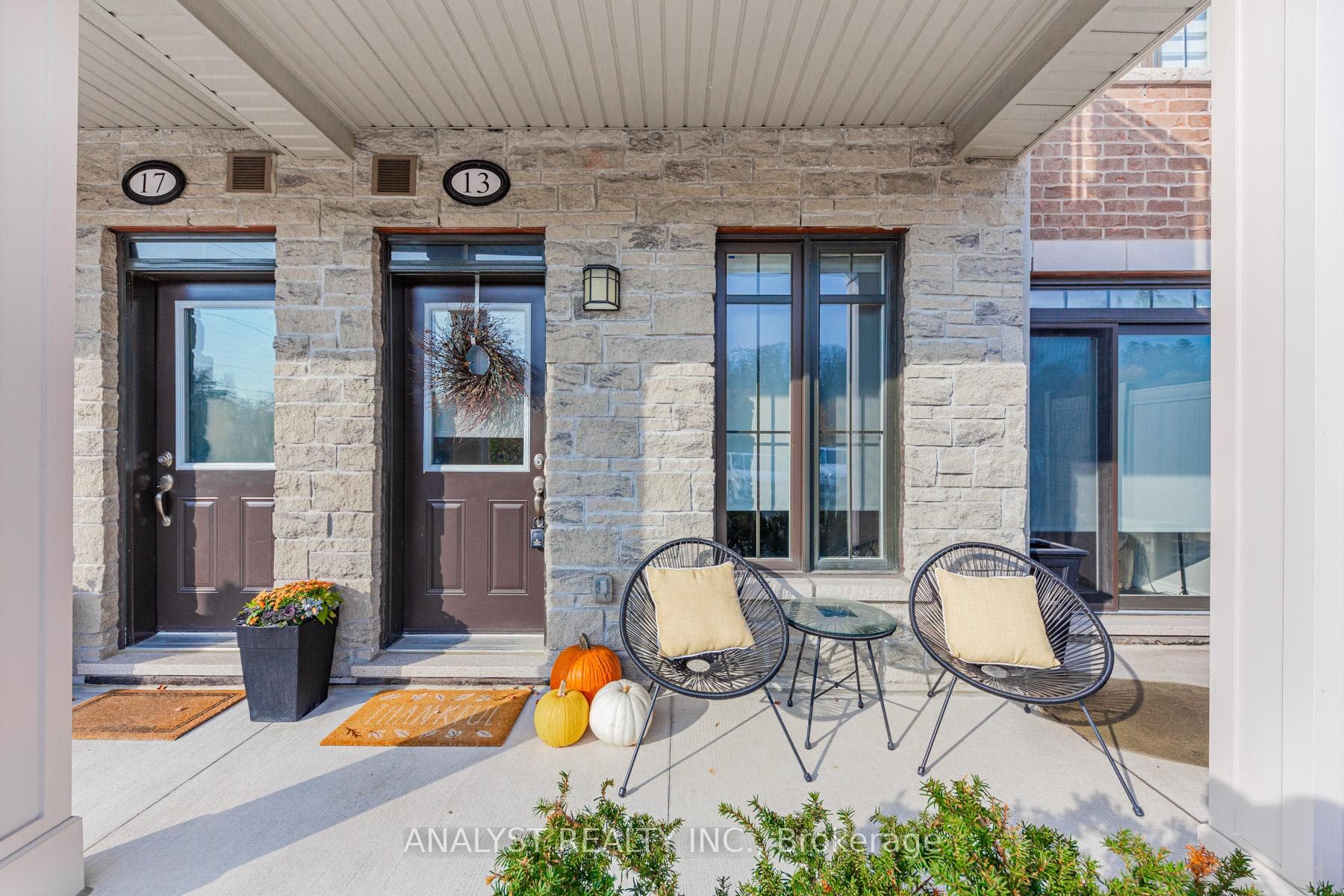 198 Pine Grove Road Unit 13, Vaughan, ON L4L 0H8 - Photo 1