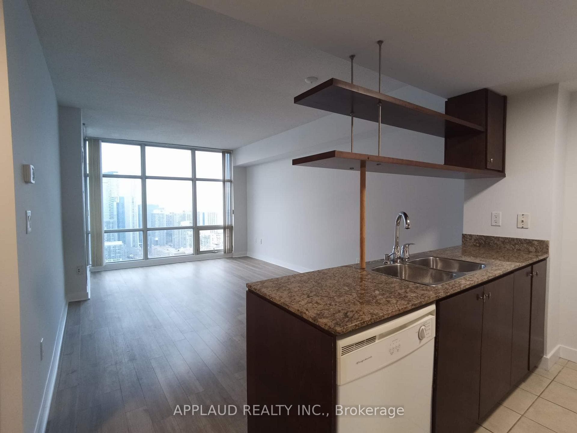 35 Mariner Terrace Unit 5307, Downtown Toronto / Waterfront, ON M5V 3V9 - Photo 1