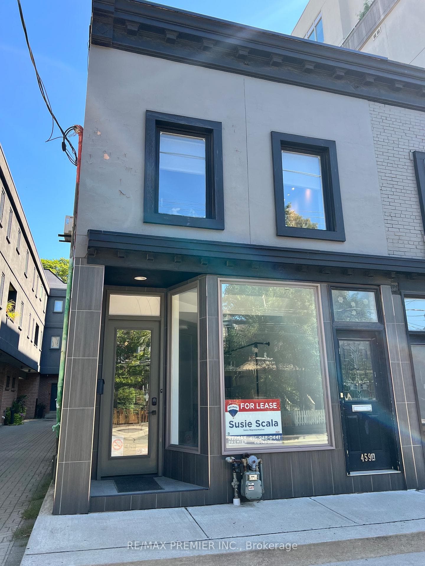 459 Roncesvalles Avenue Unit Main Floor, High Park / Junction / Roncesvalles, ON M6R 2N4 - Photo 1