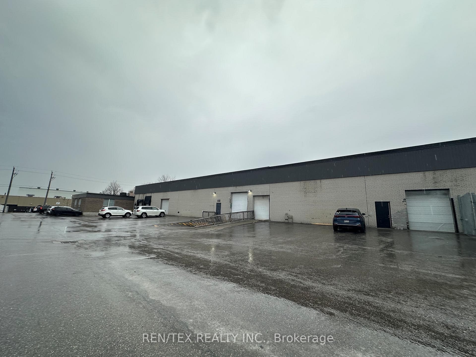 315-345 Flint Road, Downsview / Black Creek, ON M3J 2J2 - Photo 1