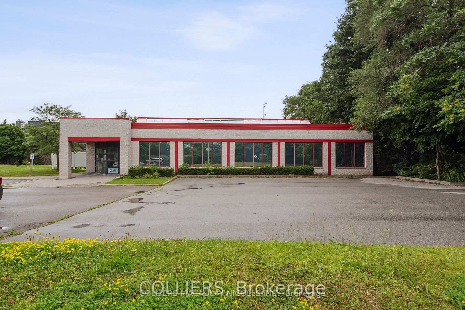 2 Masonry Court Unit Opt 2, Burlington, ON L7T 4A8 - Photo 1