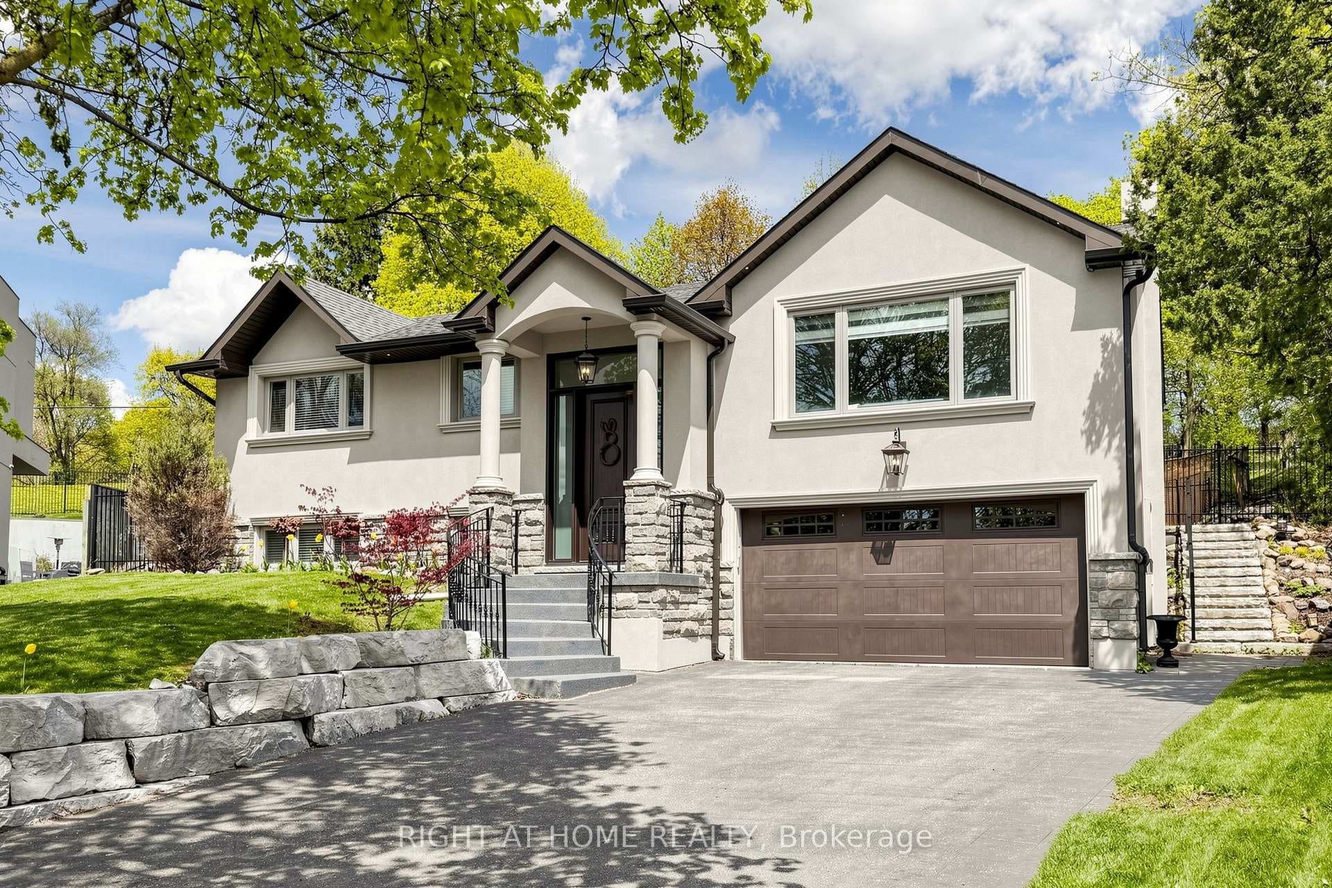 41 Larabee Crescent, Don Mills / Parkwoods / Victoria Village, ON M3A 3E6 - Photo 1