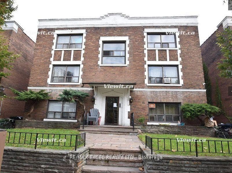 1 Elmgrove Avenue Unit 10, High Park / Junction / Roncesvalles, ON M6K 2H9 - Photo 1