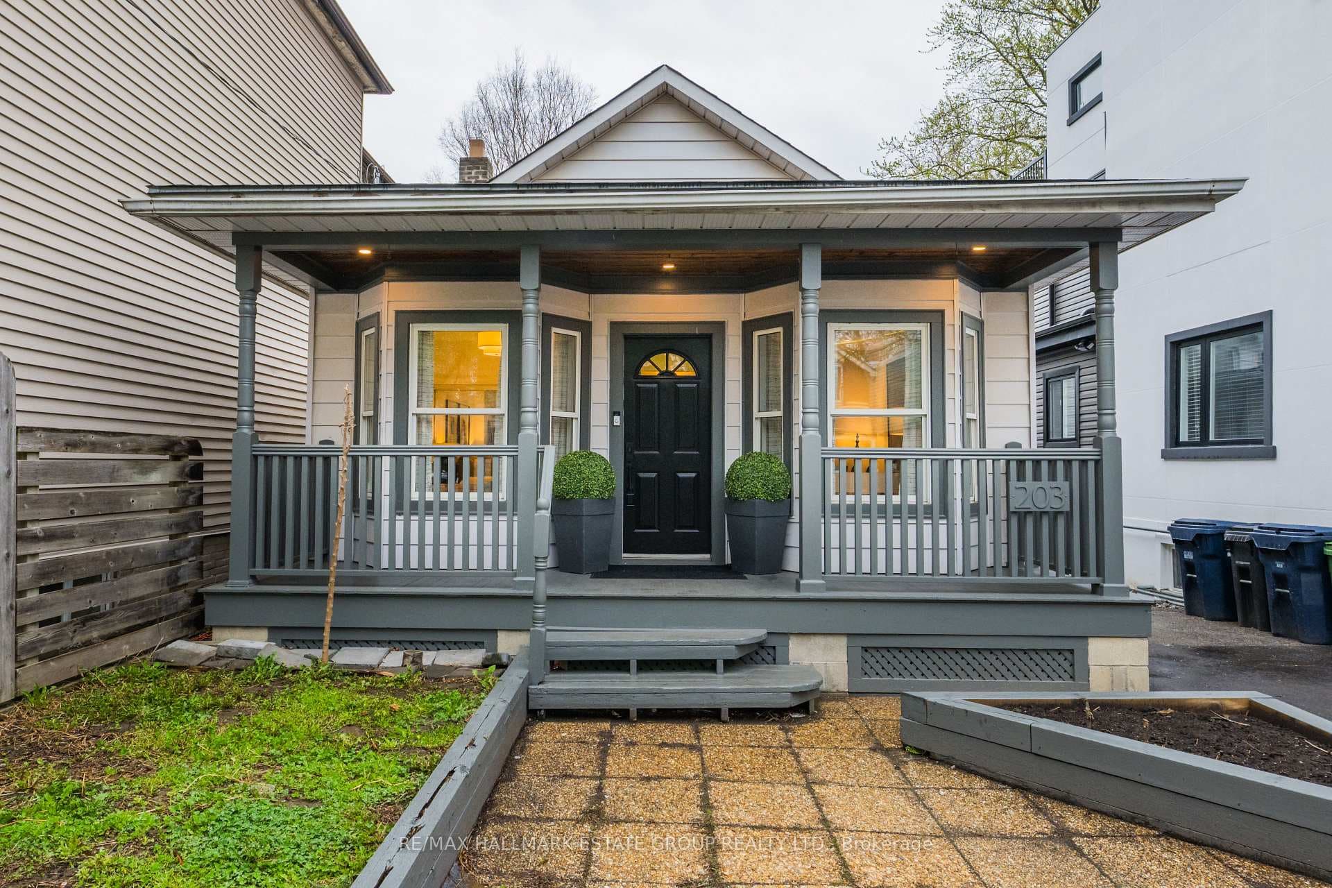 203 Rhodes Avenue, Riverdale / Leslieville, ON M4L 3A2 - Photo 1
