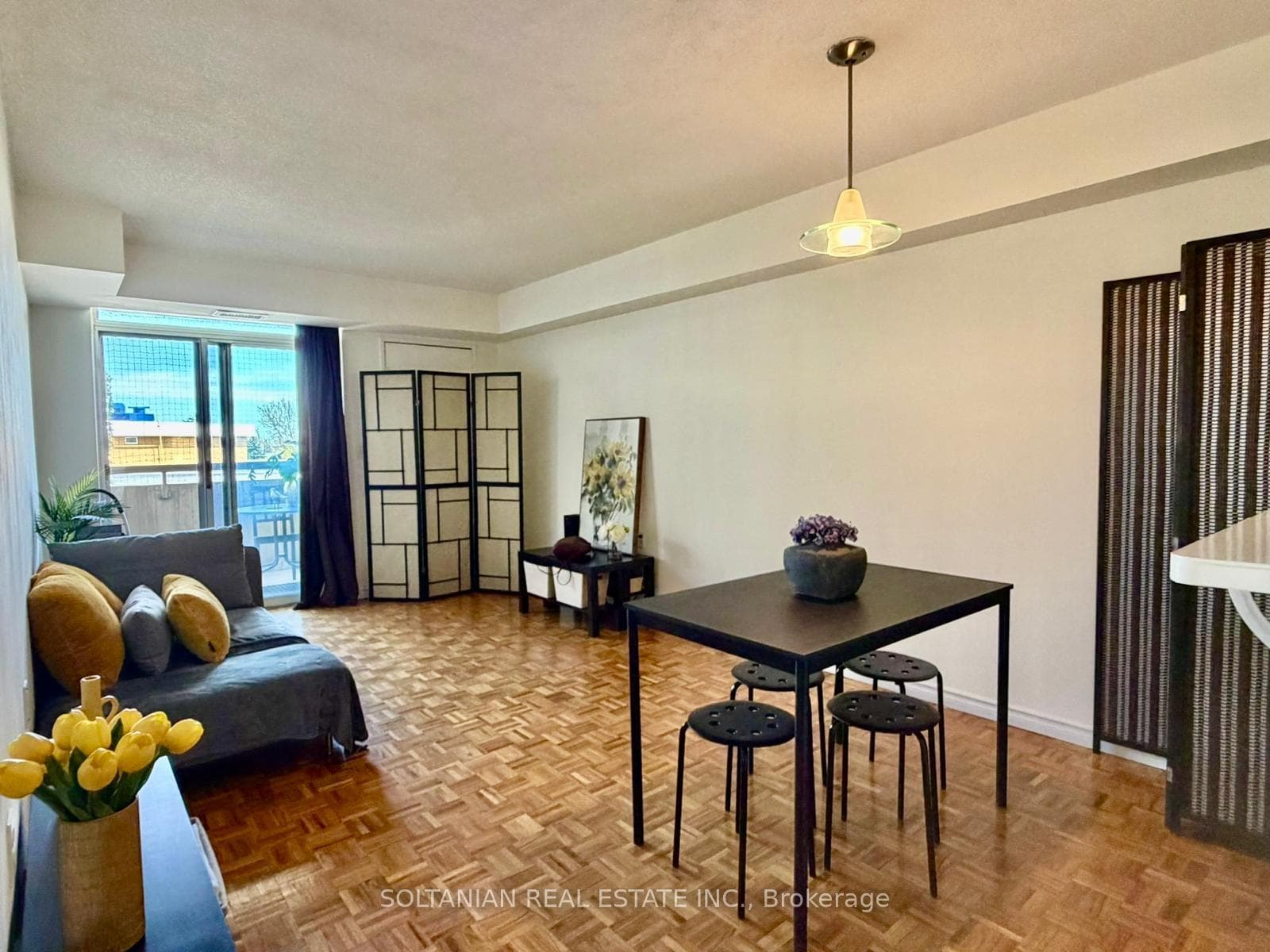 555 Wilson Hts Boulevard Unit 402, Toronto C06