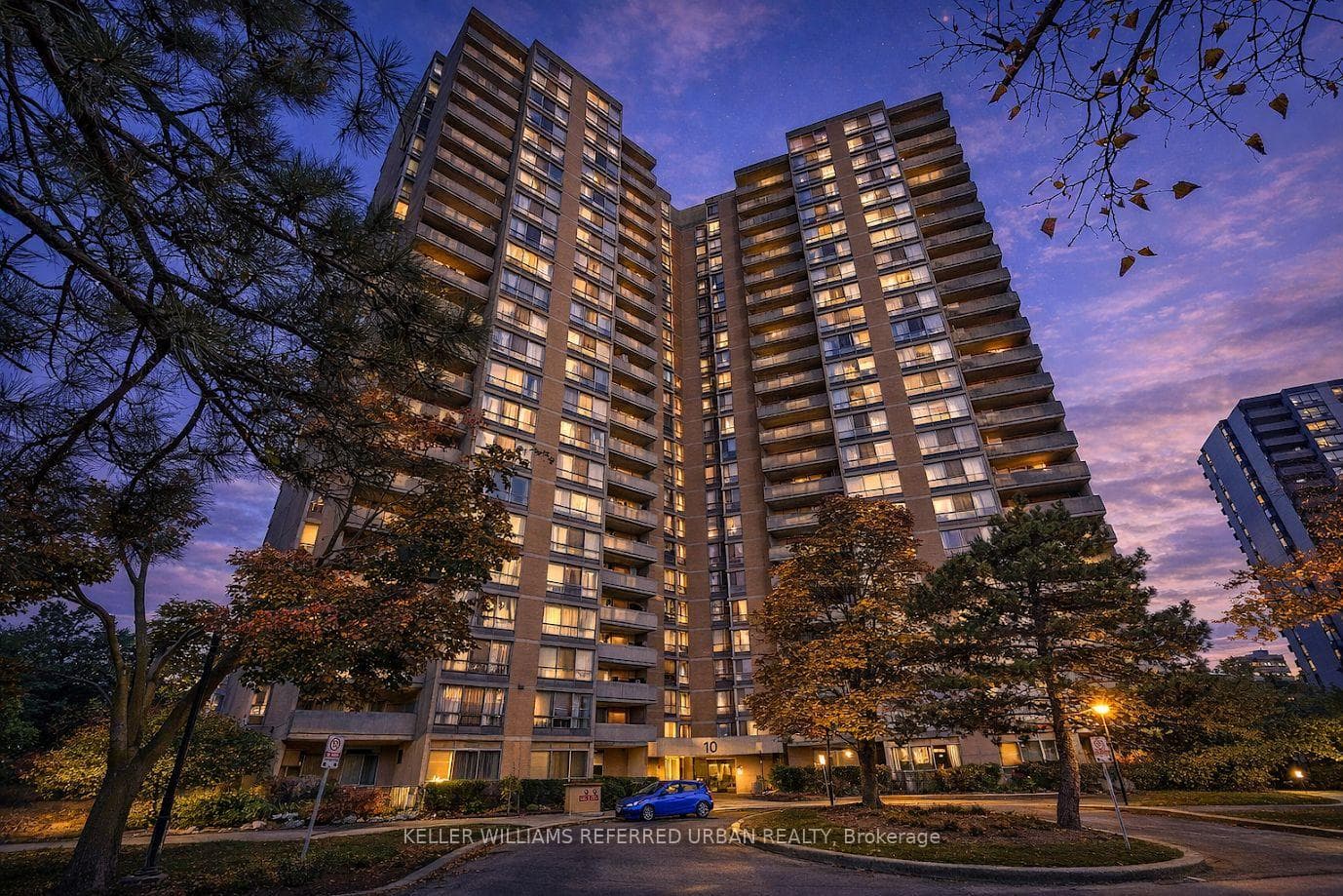 10 Martha Eaton Way Unit 1811, York / Weston, ON M6M 5B3 - Photo 1