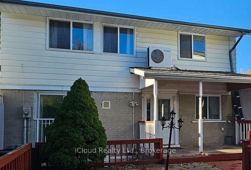 9 Hazelglen Court, Brampton, ON L6S 1N7 - Photo 1