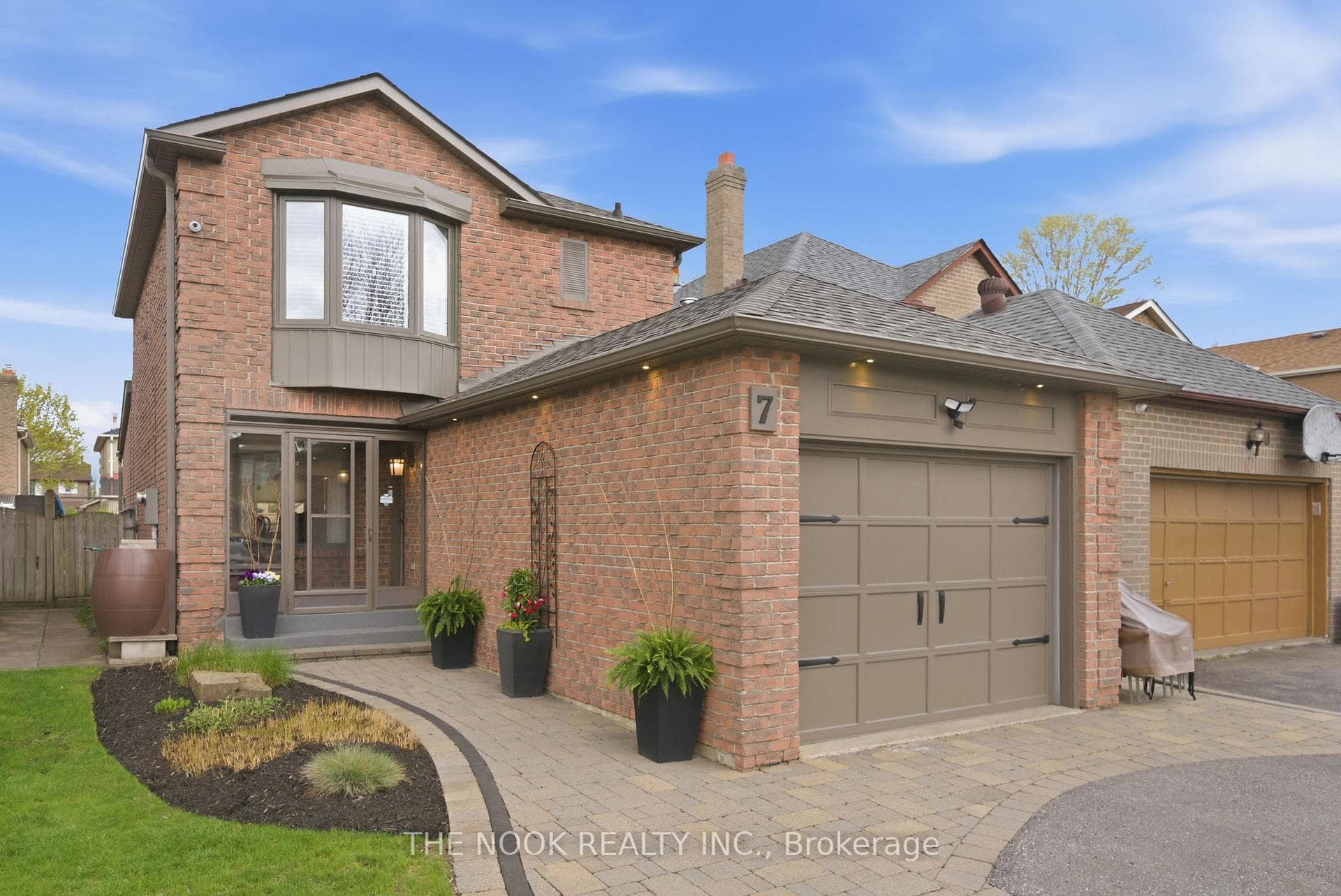 7 Brocklesby Crescent, Ajax