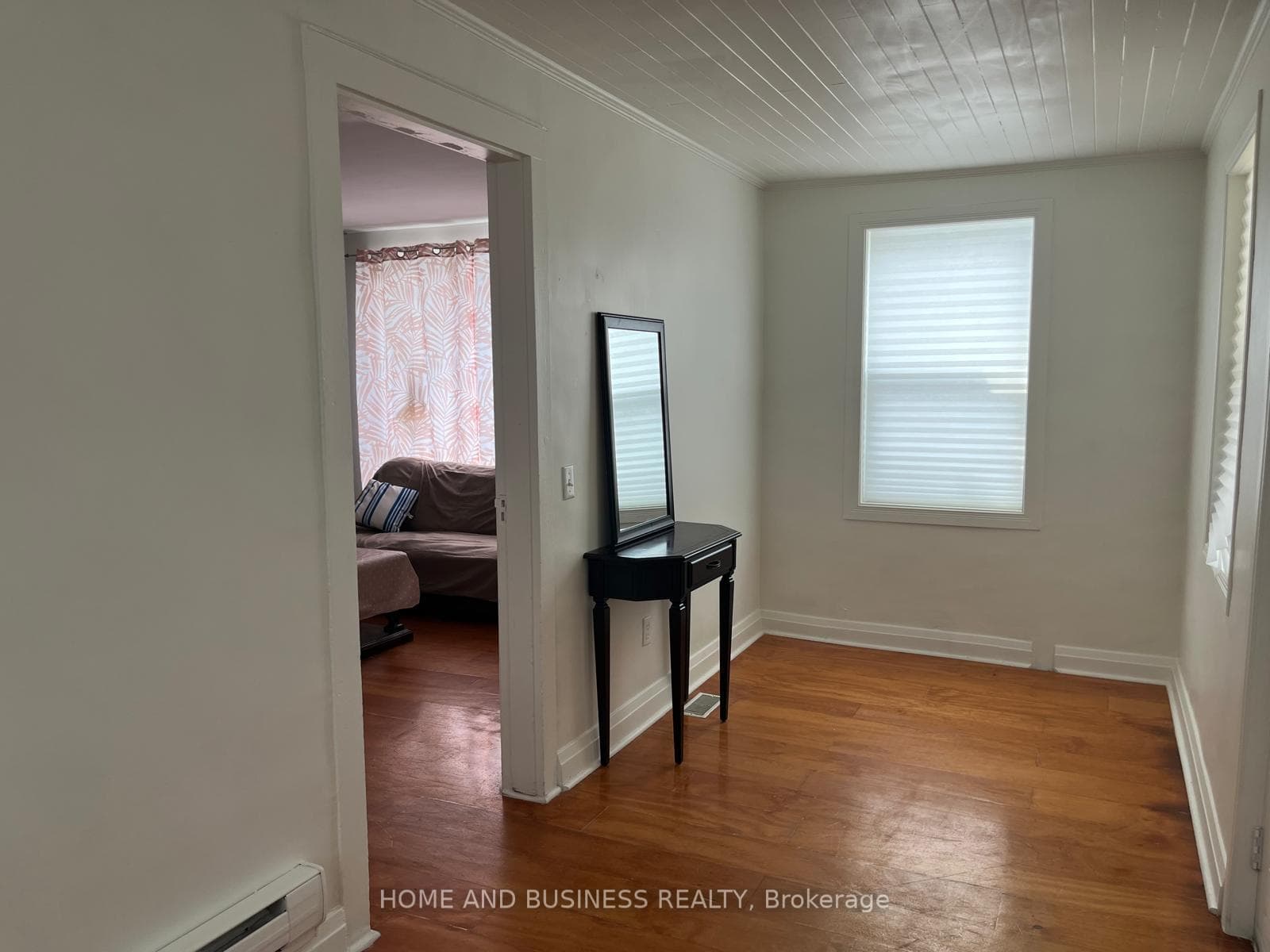 2 patricia Street, Thorold, ON L2V 3V7 - Photo 1