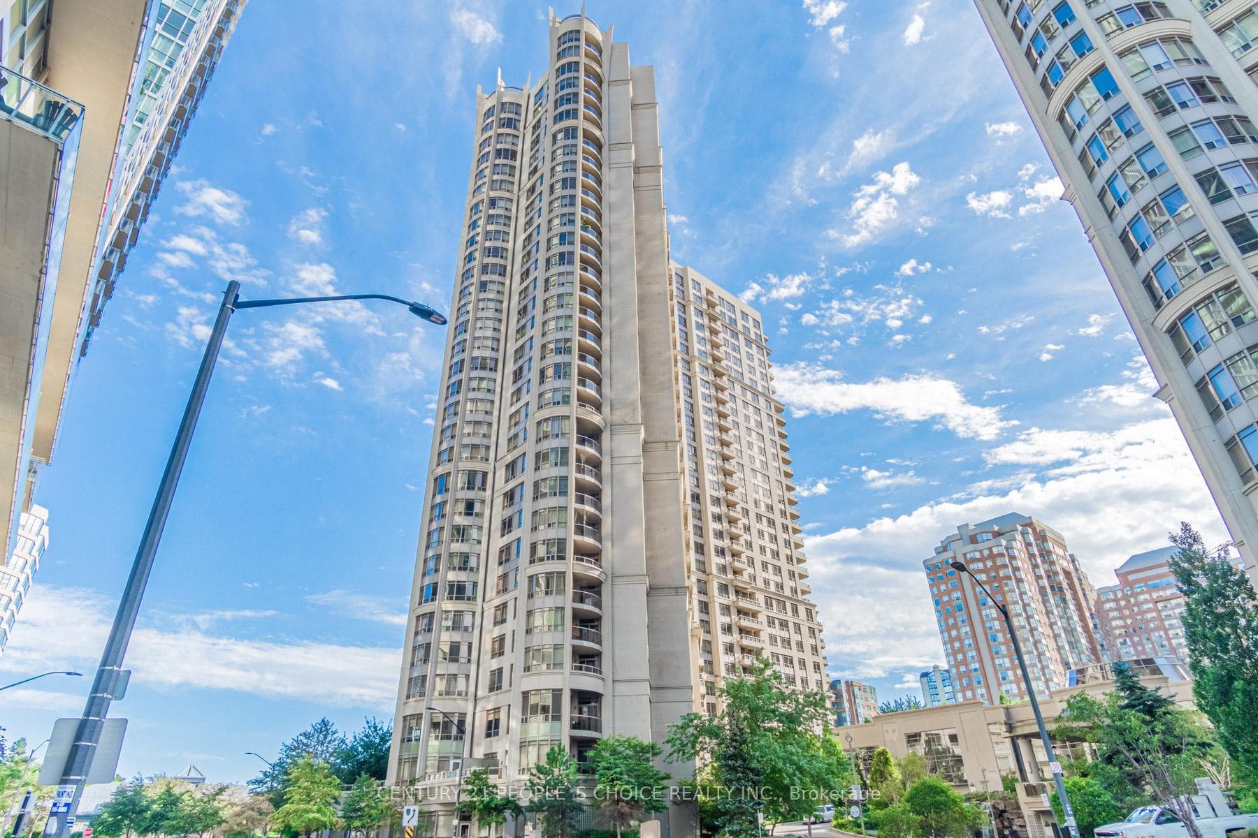 3880 Duke Of York Boulevard Unit 1906, Mississauga, ON L5B 4M7 - Photo 1