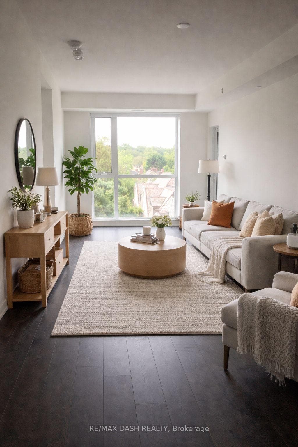 223 St Clair Avenue Unit 505, Annex / Yorkville / Summerhill, ON M4V 1R3 - Photo 1