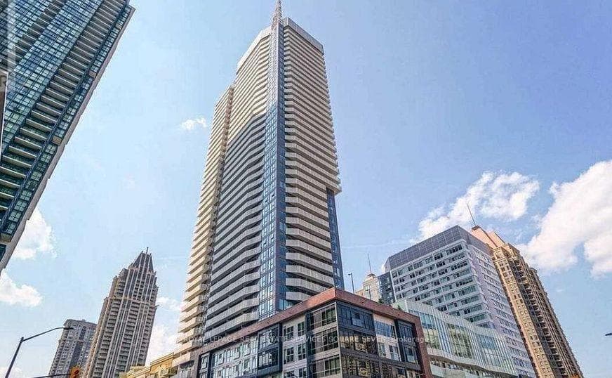 4065 Confederation Parkway Unit 1904, Mississauga, ON L5B 0L4 - Photo 1