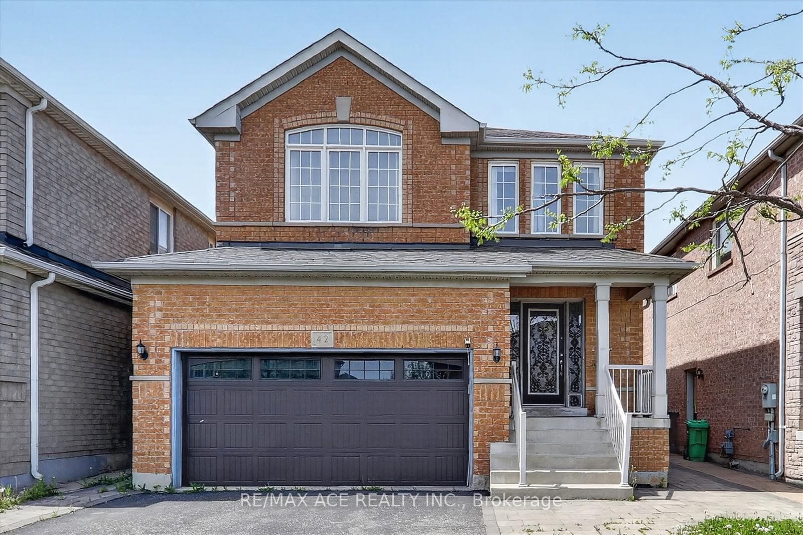 42 Feather Reed Way, Brampton