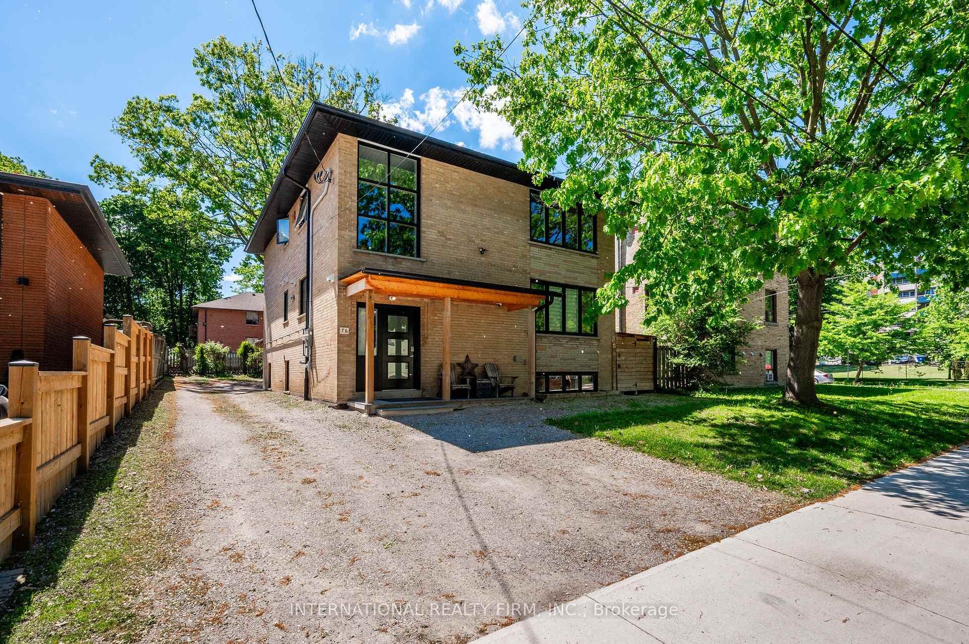76 Thirty Fifth Street, Liberty Village / Parkdale / South Parkdale, ON M8W 3K4 - Photo 1
