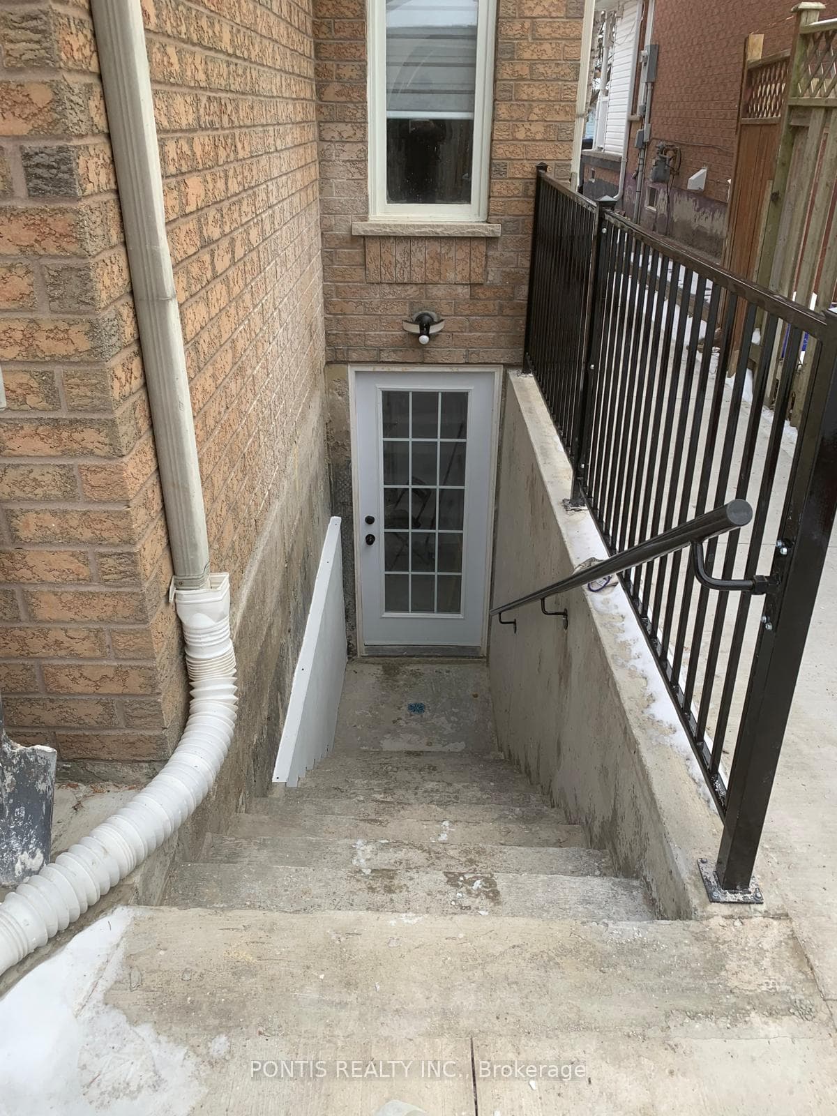 55 WILDBERRY Crescent, Brampton, ON L6R 1J9 - Photo 1