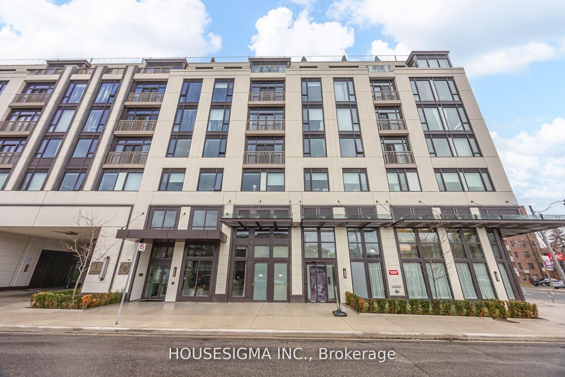 1 Strathgowan Avenue Unit 406, Lawrence Park / Bedford Park, ON M4N 0B3 - Photo 1