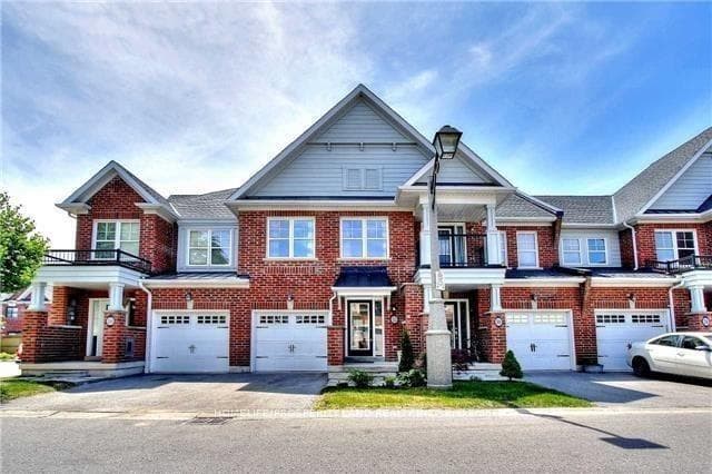 32 Expedition Crescent, Whitchurch-Stouffville, ON L4A 0T1 - Photo 1