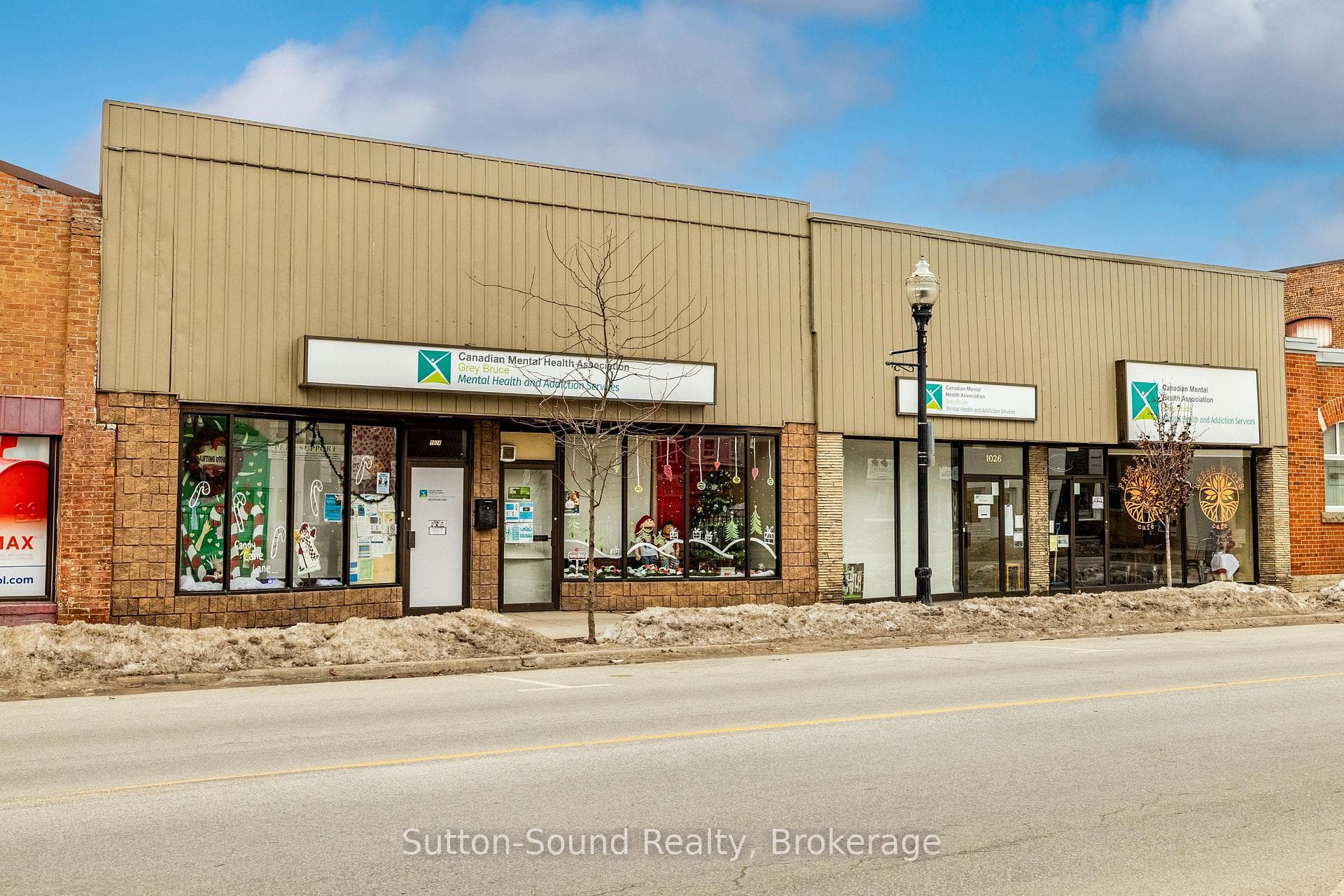 1024 2nd Avenue, Owen Sound, ON N4K 2H7 - Photo 1
