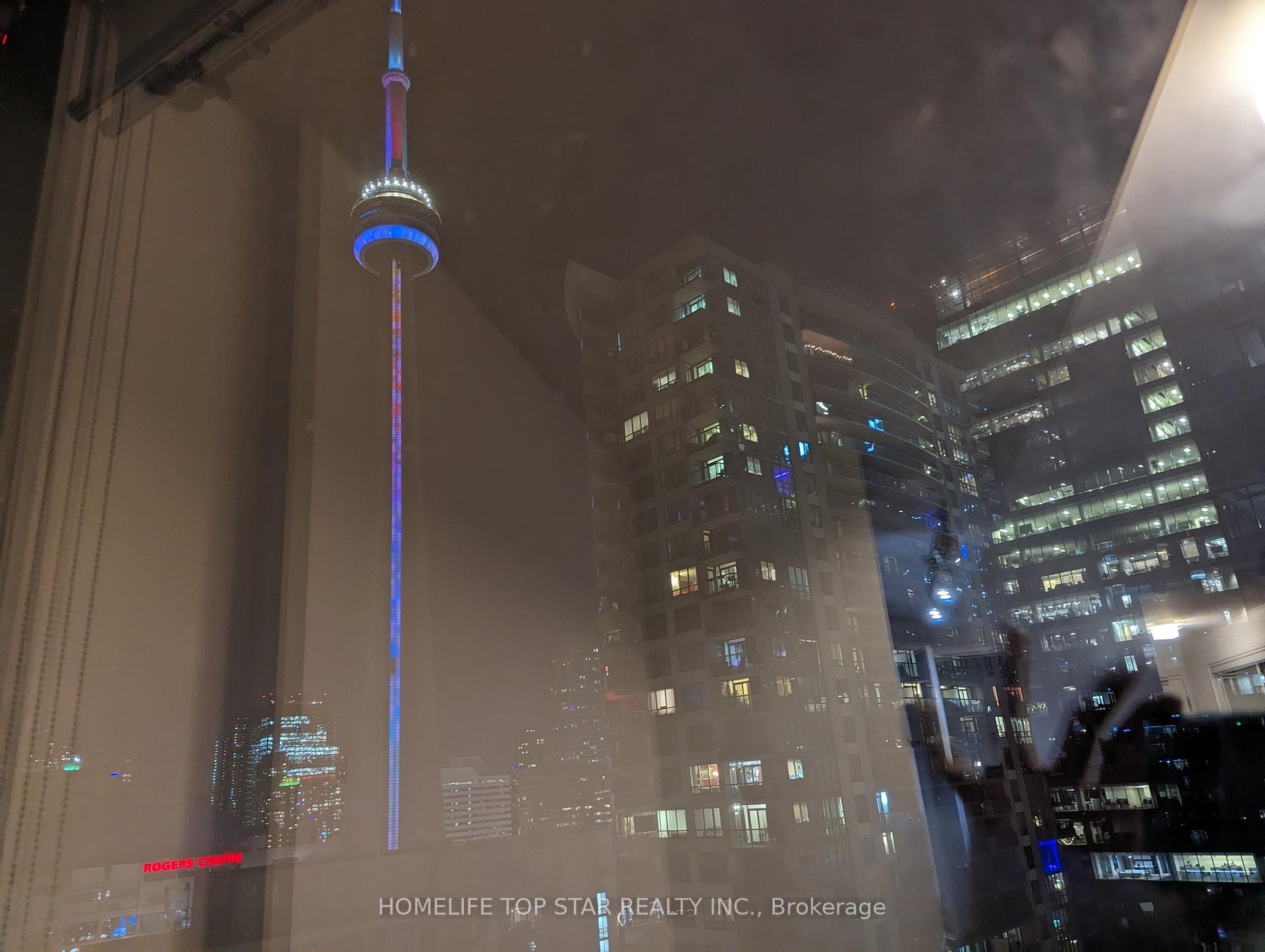 12 York Street Unit 1708, Downtown Toronto / Waterfront, ON M5J 0A9 - Photo 1