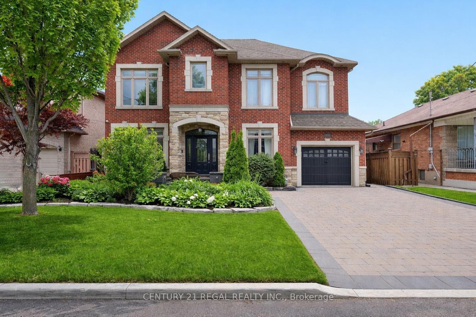 127 Sultana Avenue, Lawrence Park / Bedford Park, ON M6A 1T6 - Photo 1