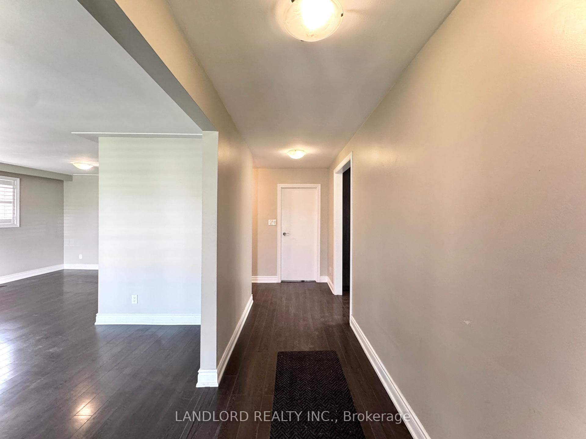 1130 Melton Drive Unit Main, Mississauga, ON L4Y 3W2 - Photo 1