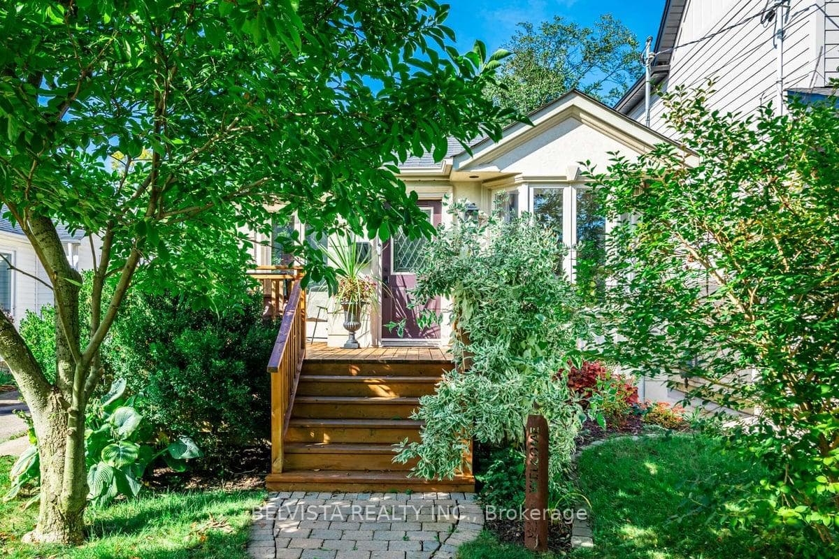 146 Hillside Avenue, Liberty Village / Parkdale / South Parkdale, ON M8V 1T4 - Photo 1