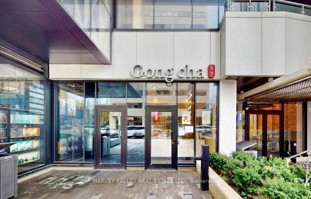 81 St Clair Avenue Unit 112, Rosedale / Moore Park, ON M4T 1M5 - Photo 1