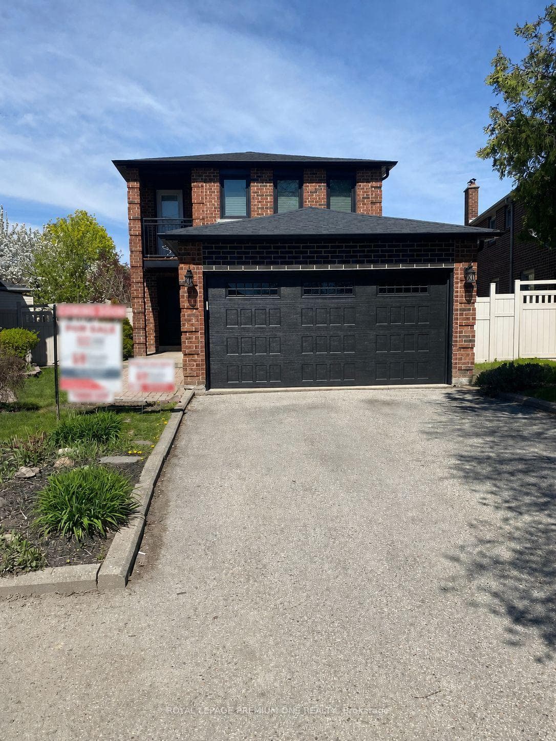 16 Muzzo Court, Vaughan, ON L4L 3K2 - Photo 1