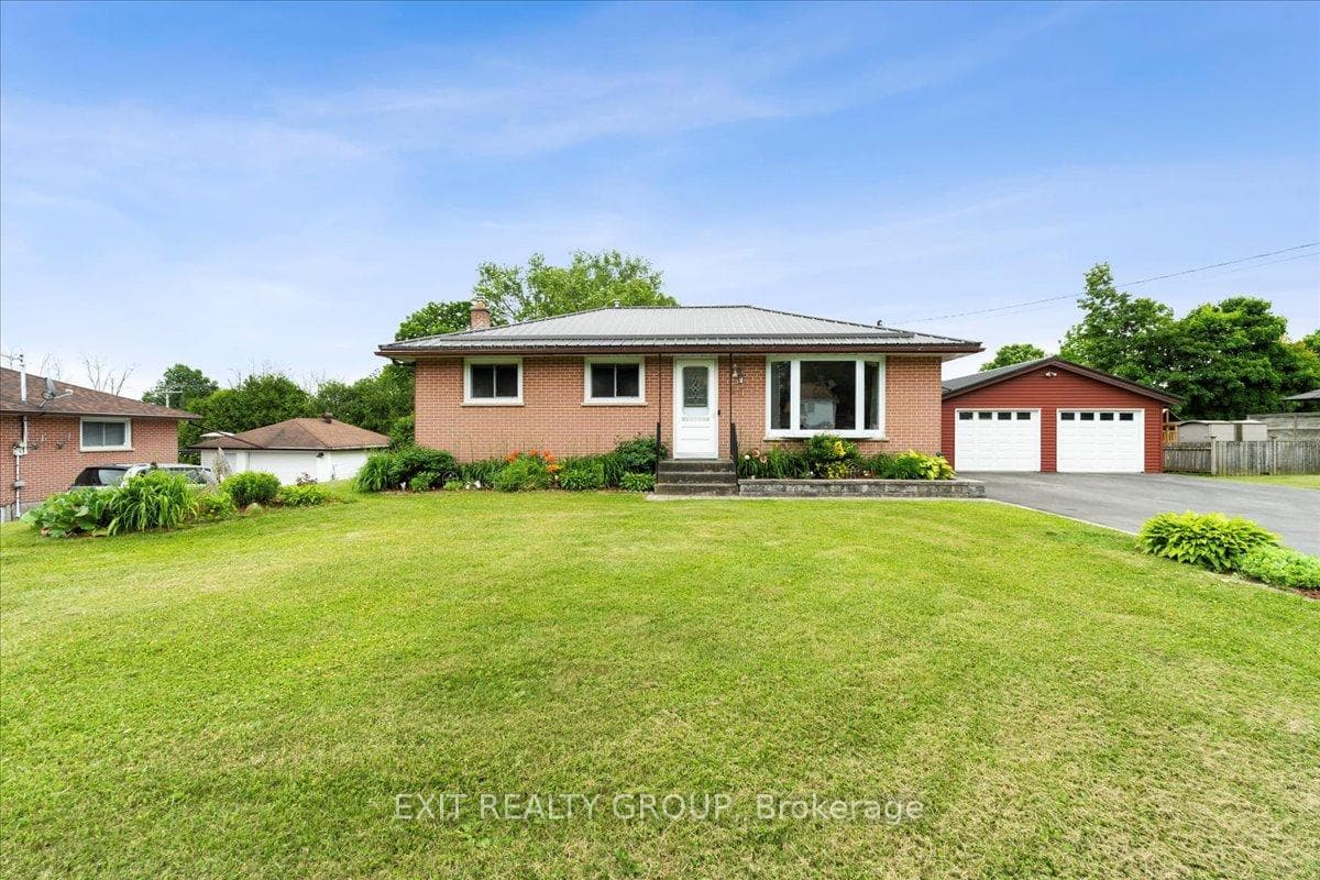 29 Barry Road, Quinte West, ON K8V 0M3 - Photo 1