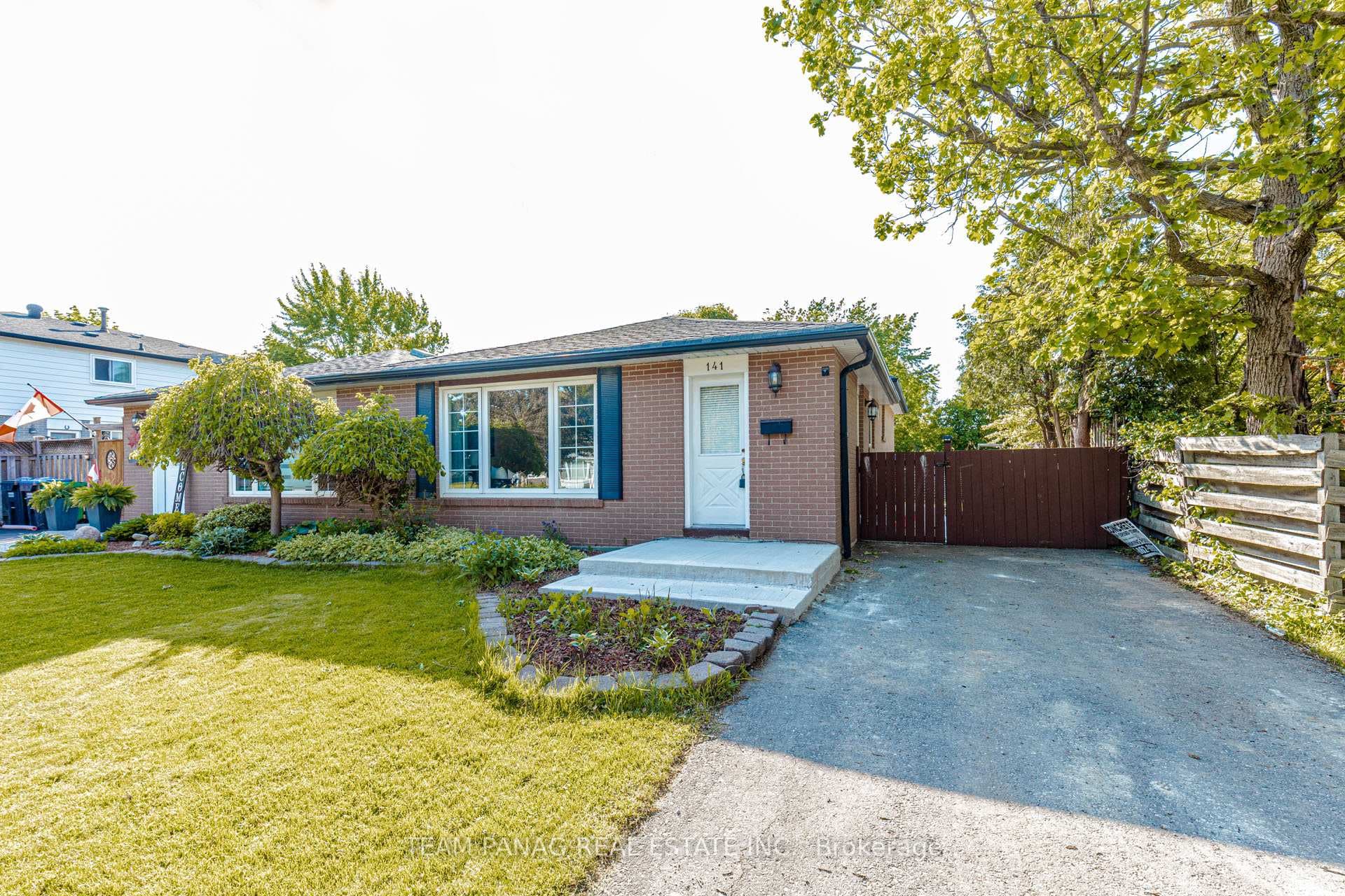 141 Fallingdale Crescent, Brampton, ON L6T 3J5 - Photo 1