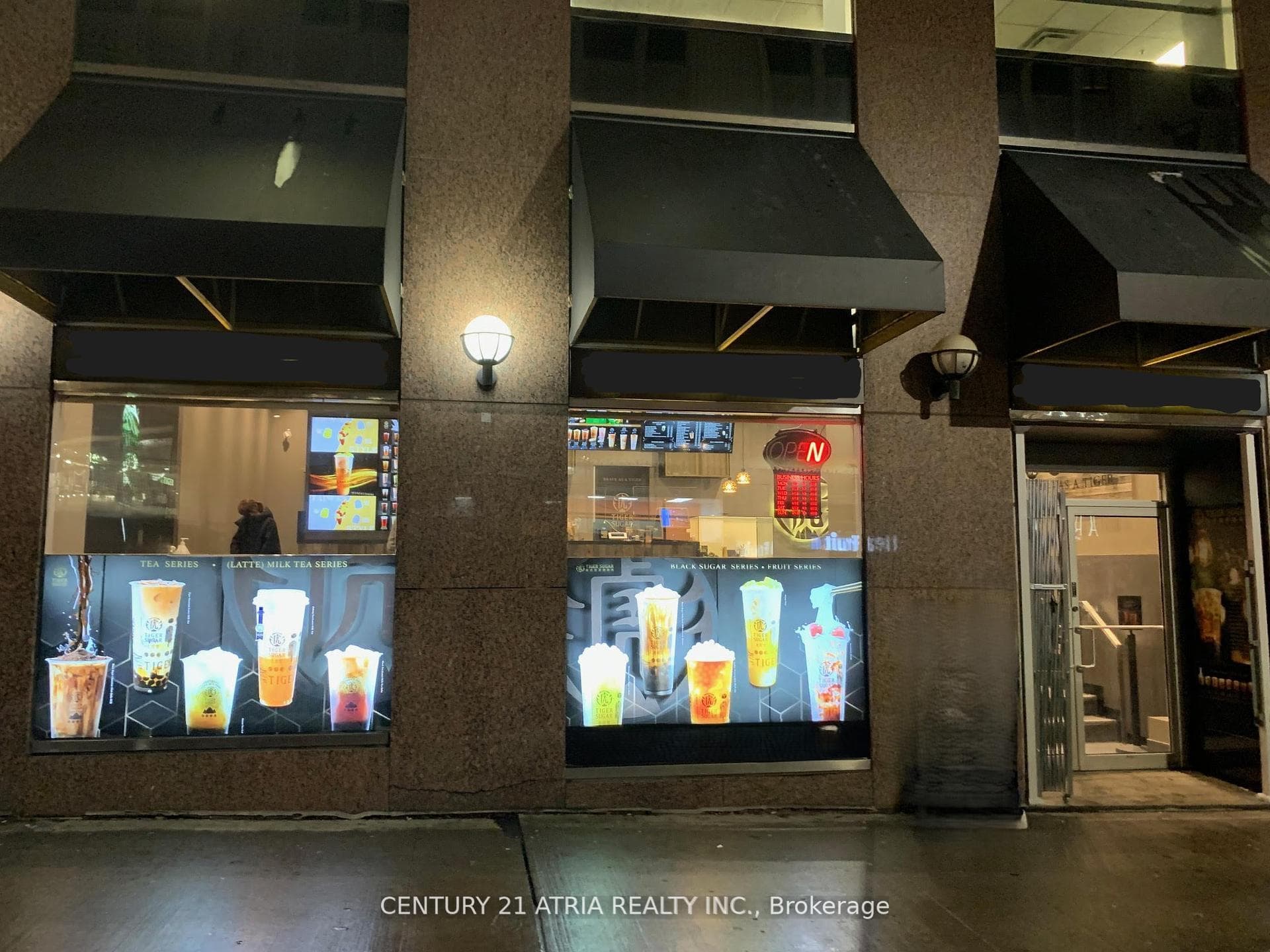 439A Yonge Street, Downtown Toronto / Waterfront, ON M5B 1T3 - Photo 1