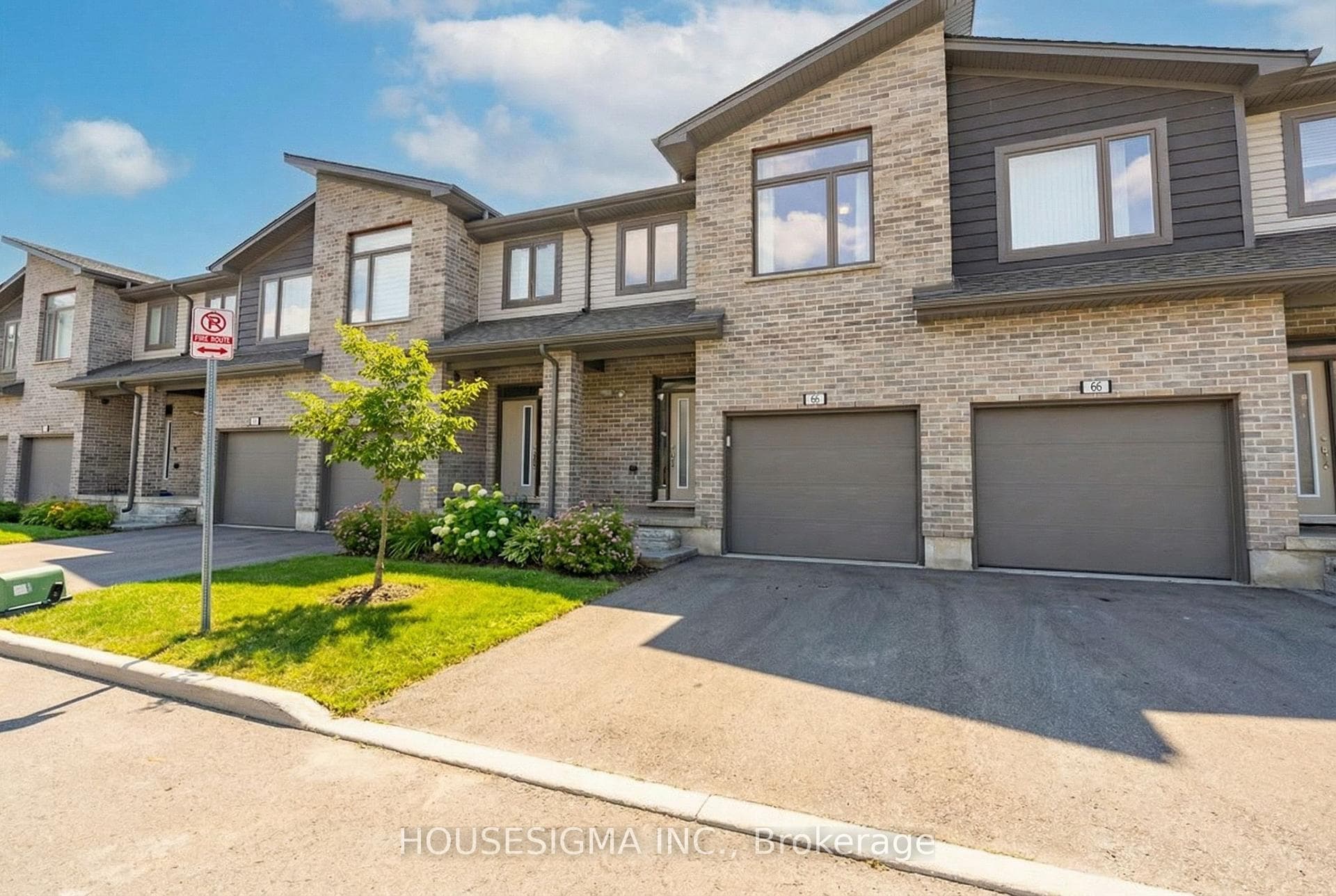 2070 Meadowgate Boulevard Unit 66, London South, ON N6M 0H5 - Photo 1