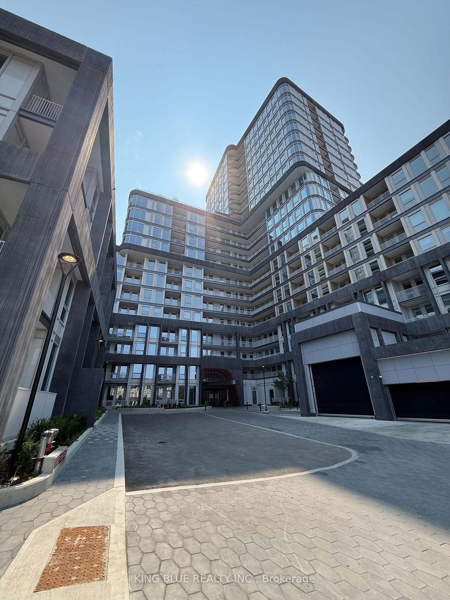 3240 William Coltson Avenue Unit 503, Oakville, ON L6H 0X1 - Photo 1