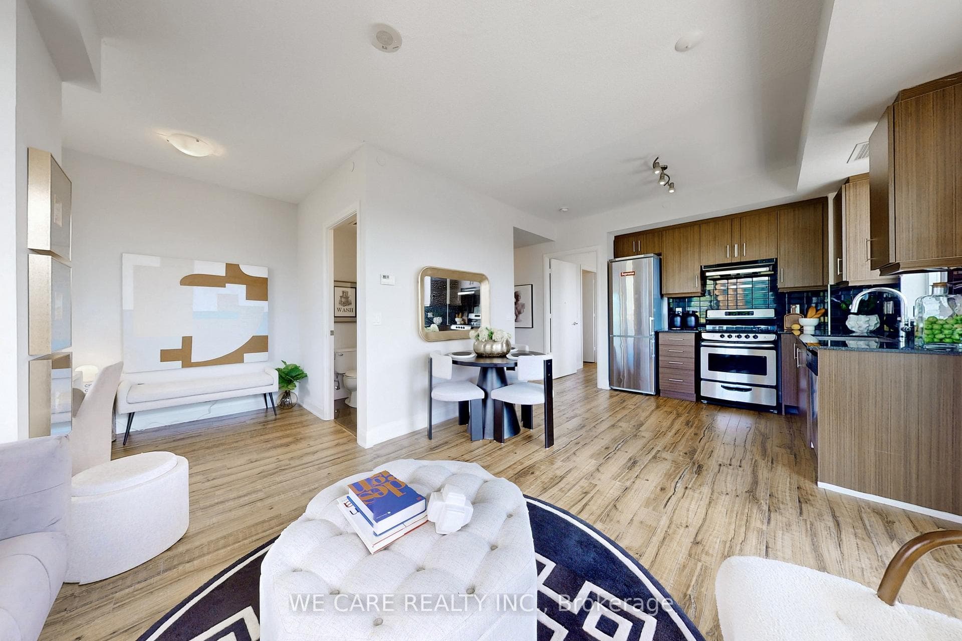 68 Canterbury Place Unit 311, Toronto C07