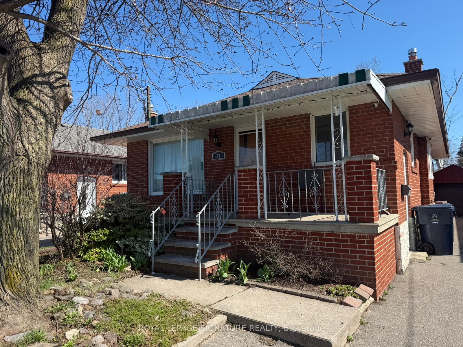 59 Pachino Boulevard Unit Main, Dorset Park / Kennedy Park, ON M1R 4J6 - Photo 1