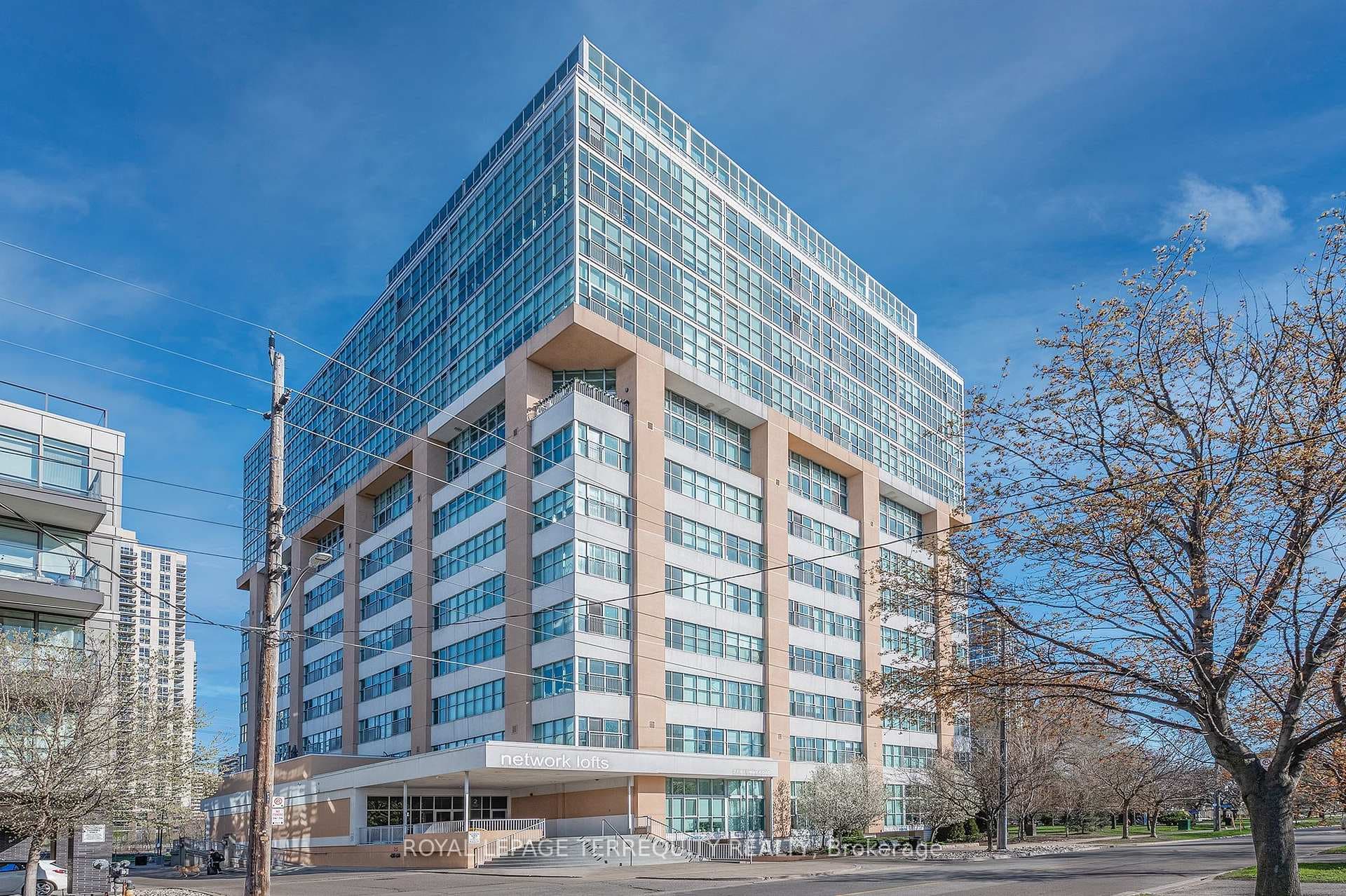 2 Fieldway Road Unit 707, Etobicoke (Islington / Rexdale), ON M8Z 0B9 - Photo 1