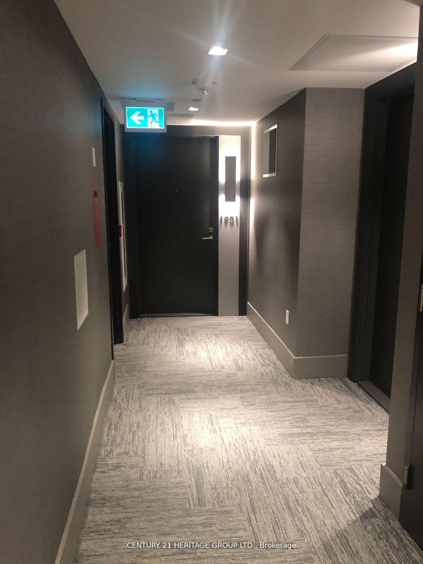 2908 Highway 7 N/A Unit 1901, Vaughan, ON L4K 0K5 - Photo 1