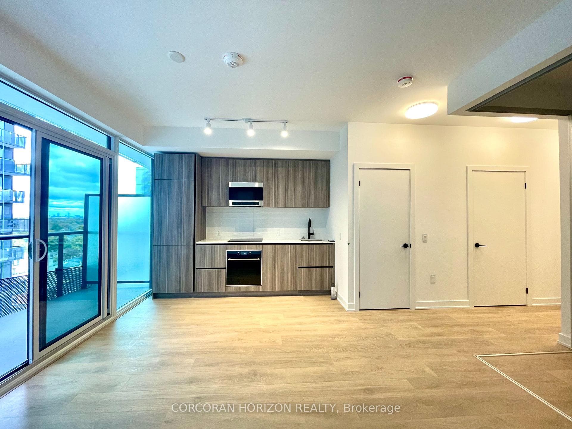 127 Broadway Avenue Unit 1107S, Toronto C10